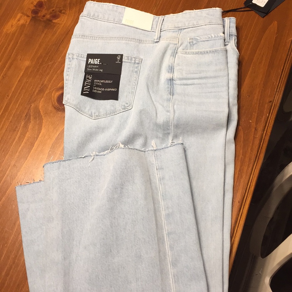 NWT PAIGE Leenah denim